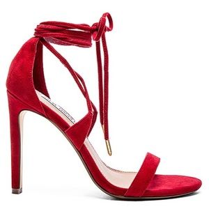 Steve Madden red Presidnt
